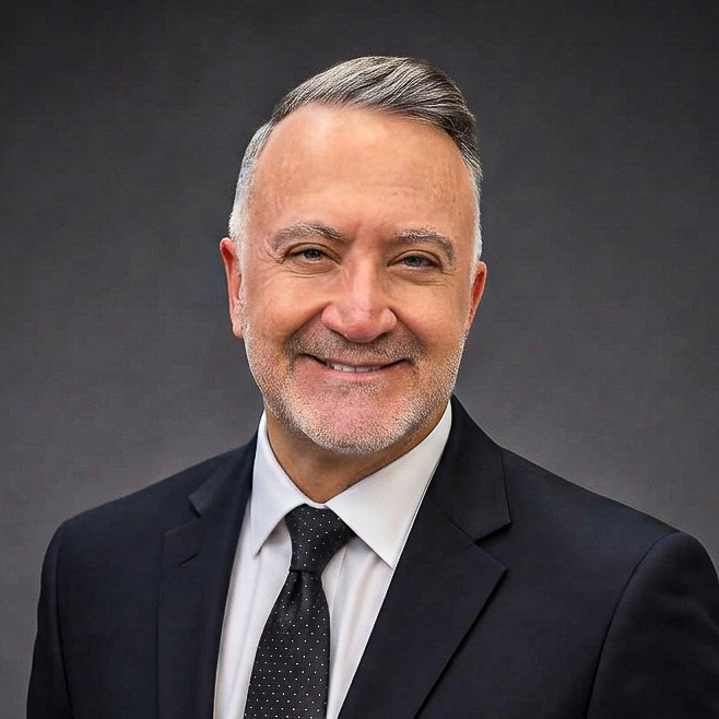 Dr. Julio Benchimol Pinto
