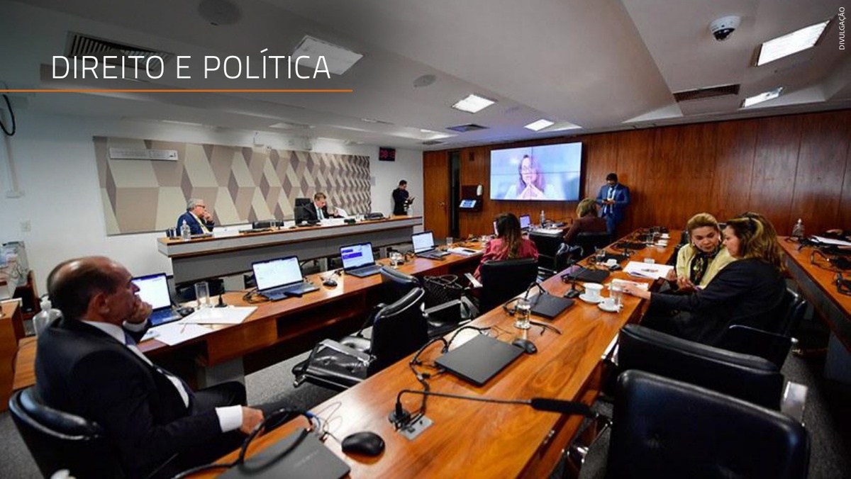 Parlamentares em um plenário do Senado Federal
